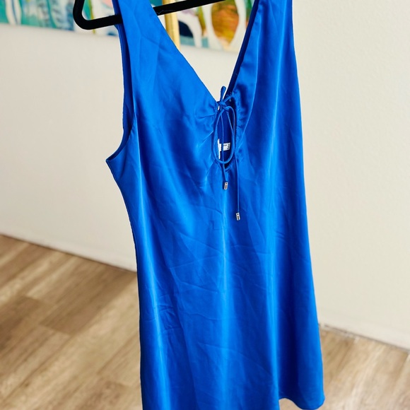 Princess Polly V Cut Blue Sleeveless Midi Dress W/Tie - Picture 3 of 6